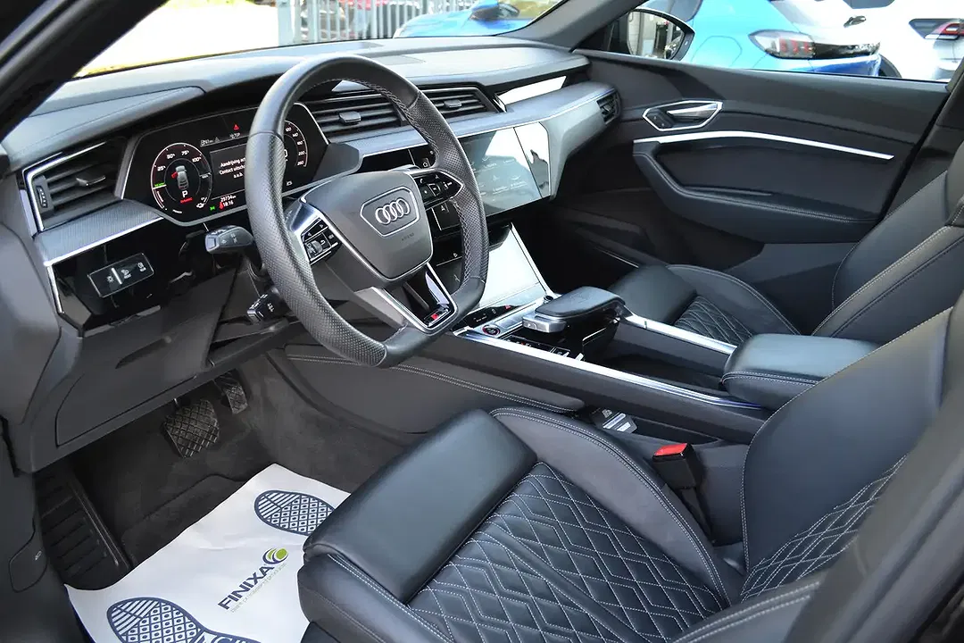 Audi SQ8 e-tron Sportback - Thumbnail 8