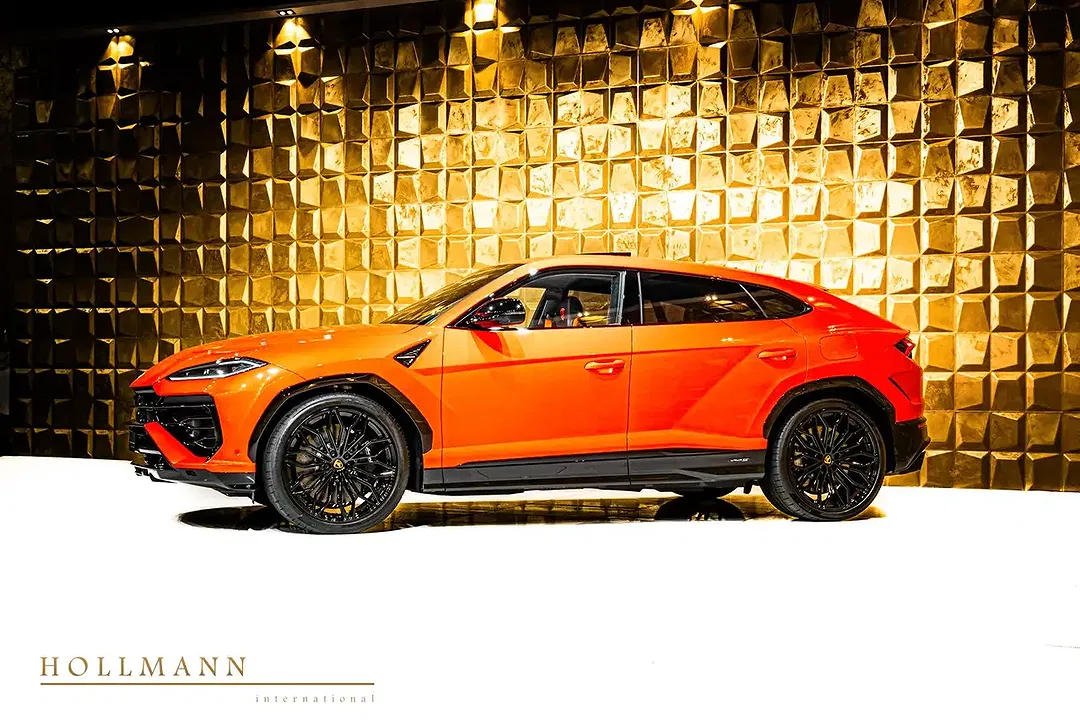 Lamborghini Urus SE - Thumbnail 6