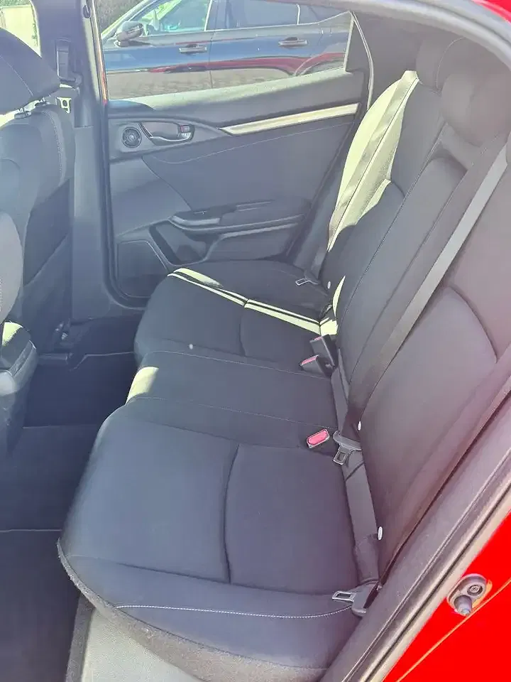 Honda Civic 1.0 Elegance - Thumbnail 10