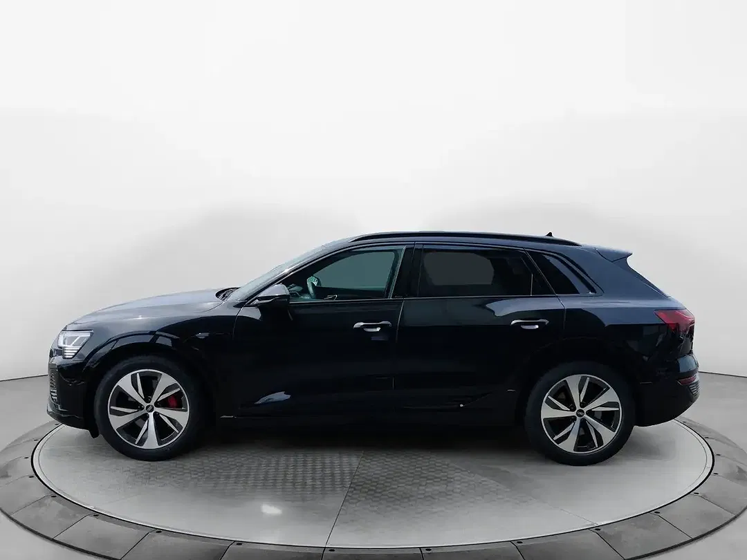 Audi Q8 e-tron 55 quattro S line - foto 2