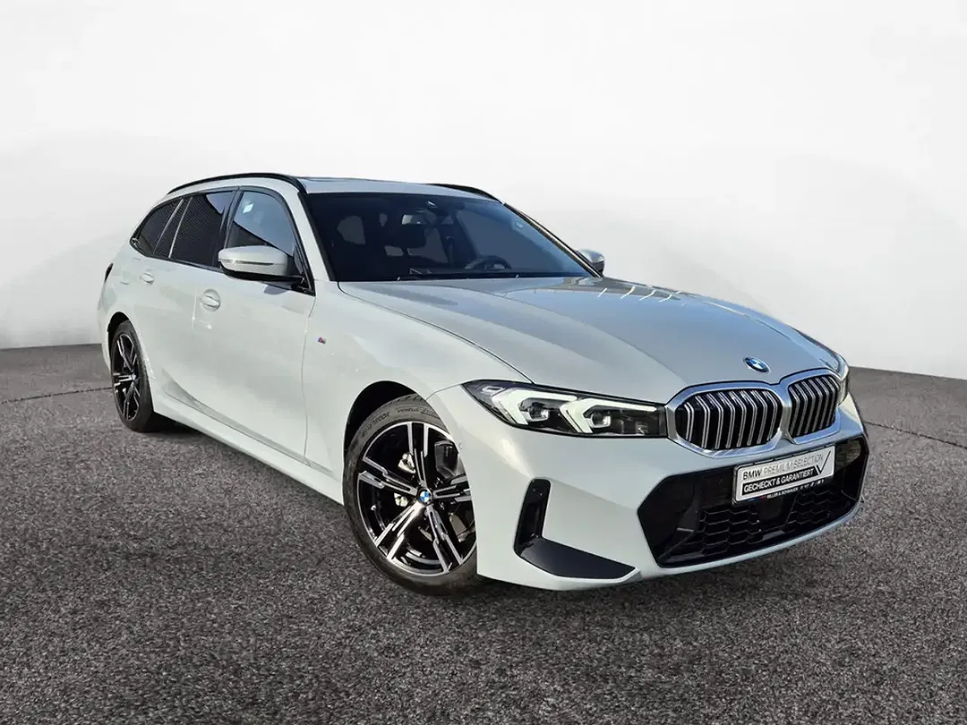 BMW 320 xDrive Touring M Sport - Thumbnail 3