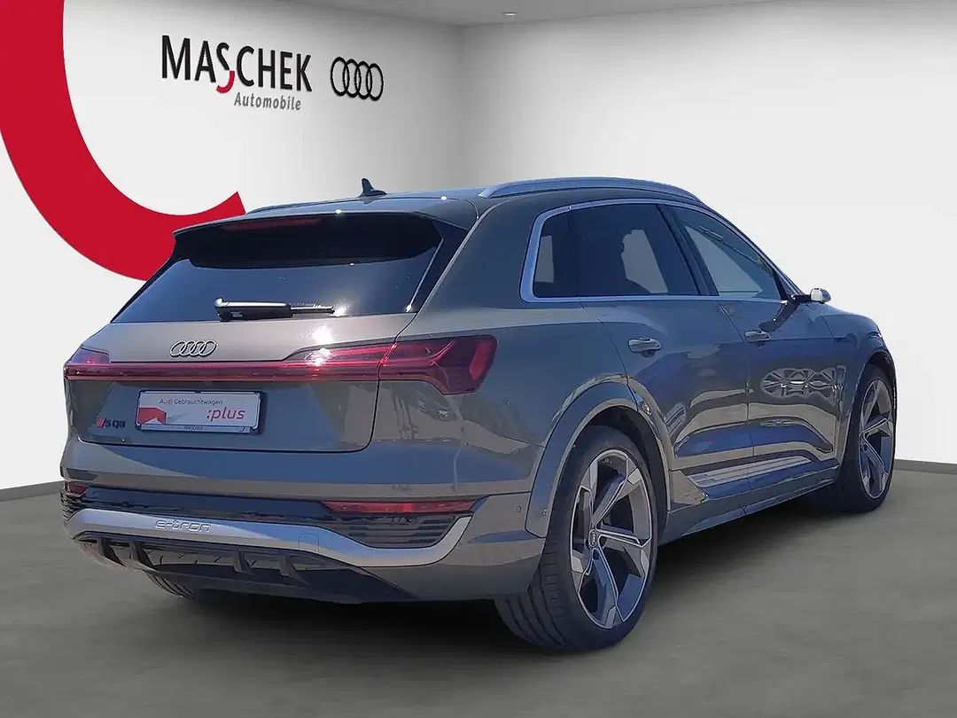 Audi SQ8 e-tron - Thumbnail 6