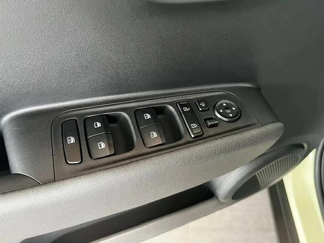Hyundai Inster EV Trend - Thumbnail 9