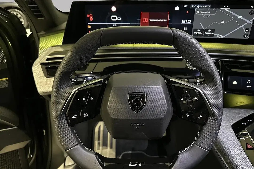 Peugeot 5008 145 Hybrid GT - Thumbnail 11