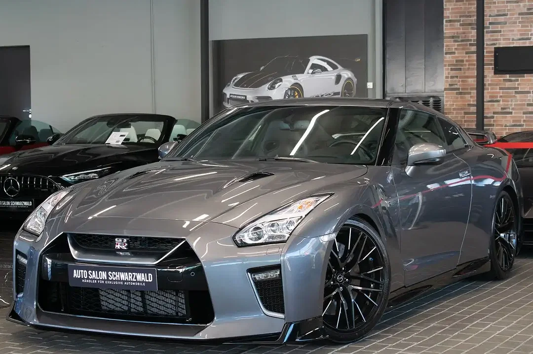 Nissan GT-R - Afbeelding 1