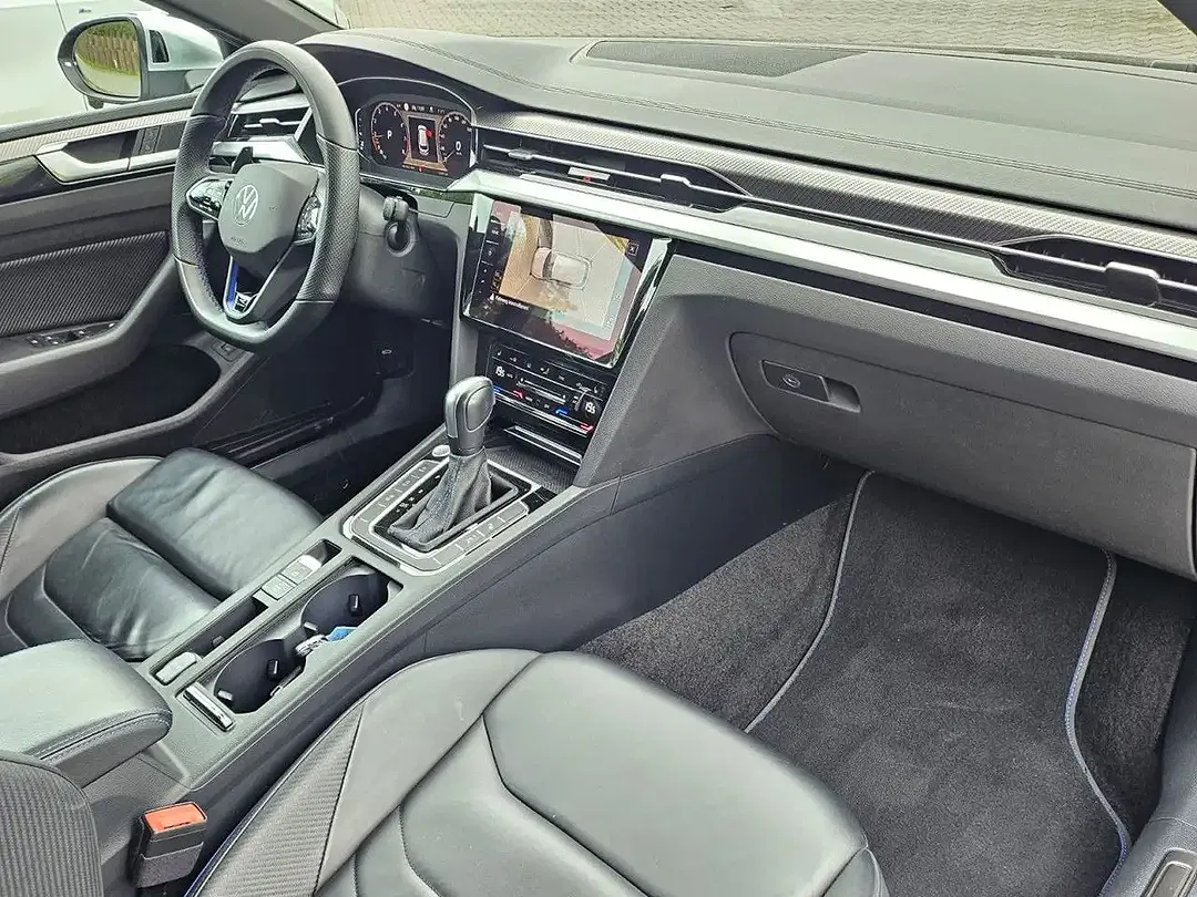 Volkswagen Arteon R-Line Shooting Brake - Thumbnail 8
