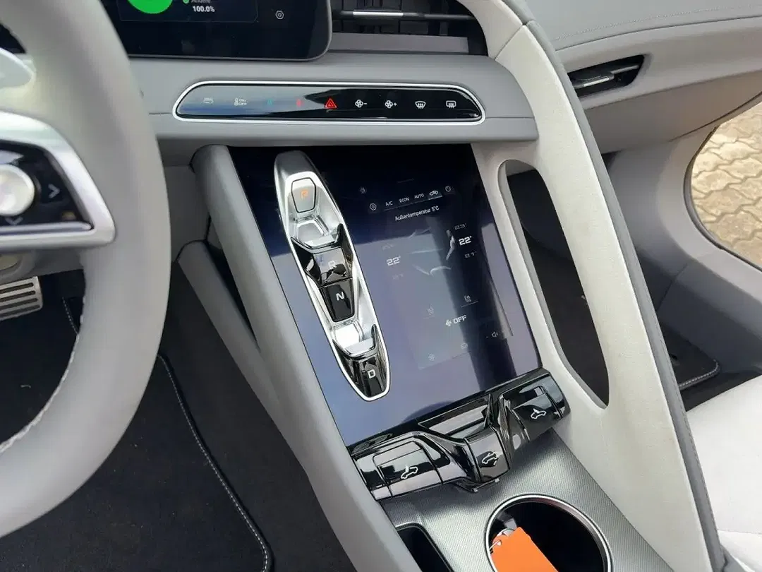 MG Cyberster Xpower - Thumbnail 13