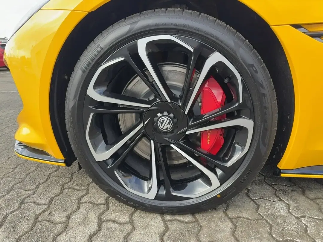 MG Cyberster Xpower - Thumbnail 14