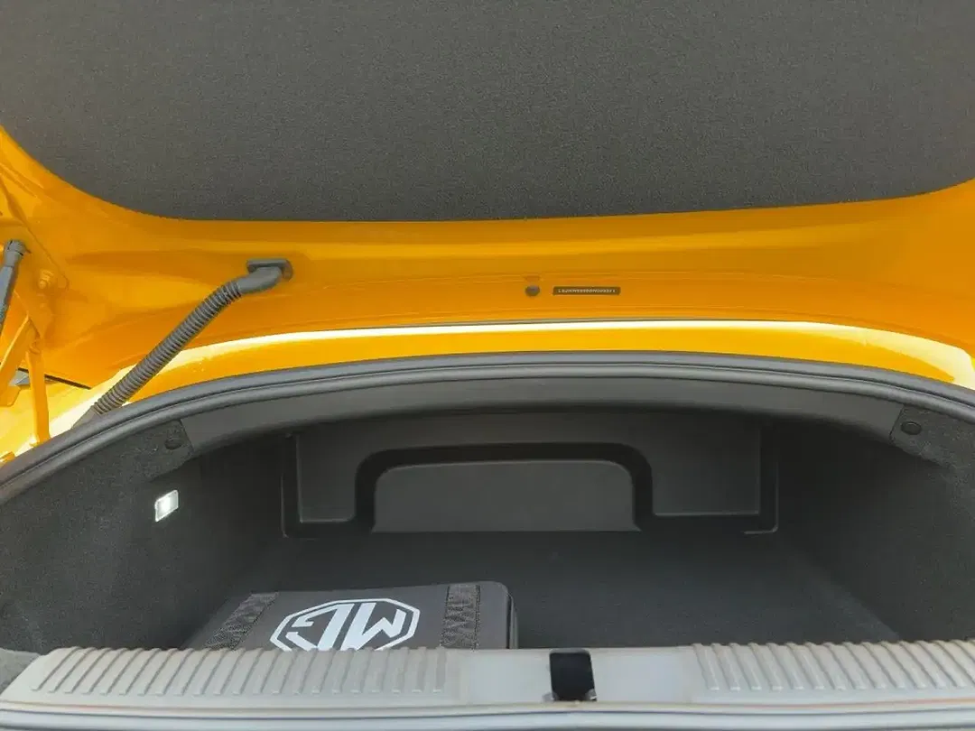 MG Cyberster Xpower - Thumbnail 8