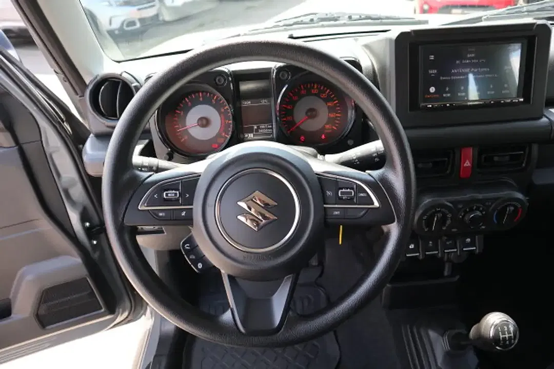 Suzuki Jimny 1.5 Comfort - Thumbnail 10