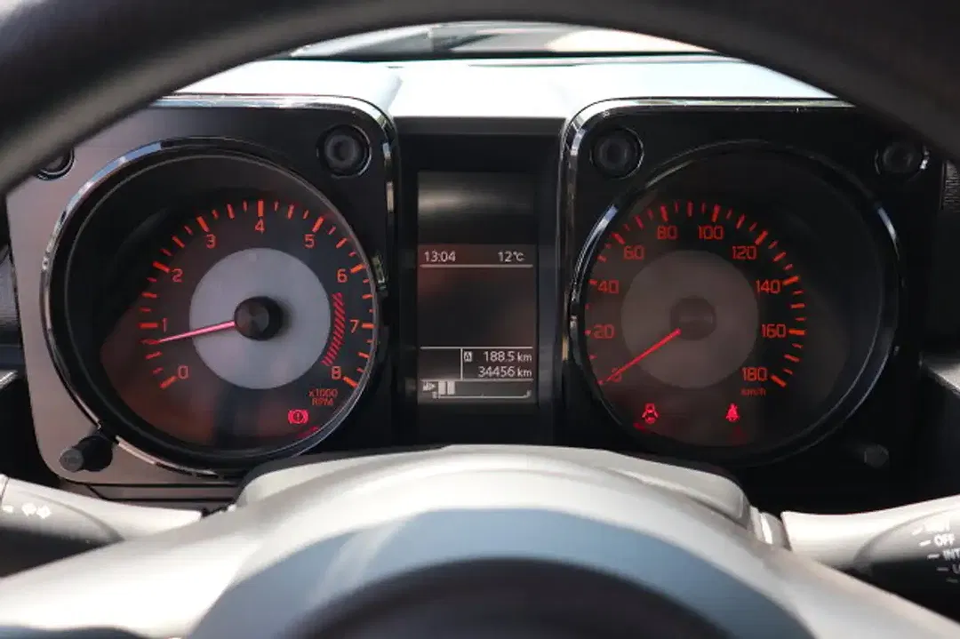 Suzuki Jimny 1.5 Comfort - Thumbnail 13