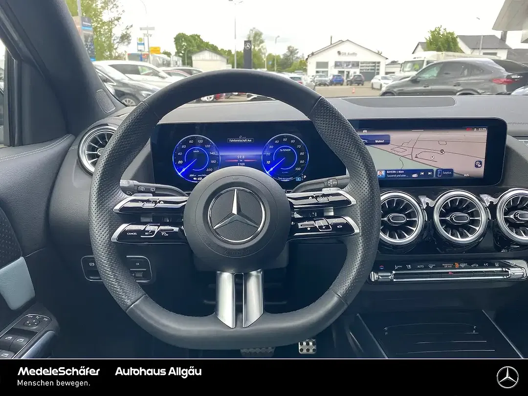 Mercedes-Benz EQA 250 AMG Night - Thumbnail 13