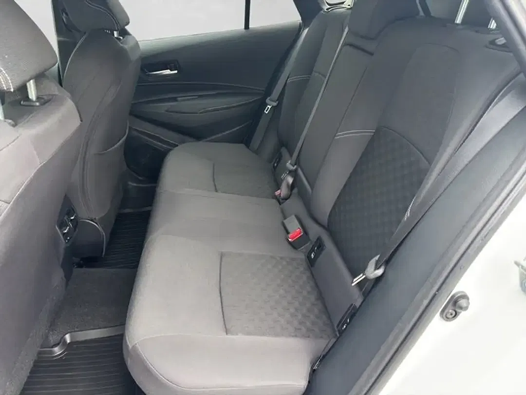 Suzuki Swace Hybrid 1.8 - foto 15