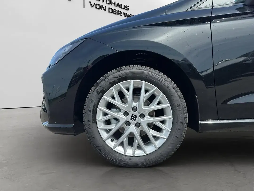 SEAT Ibiza TSI Style - Thumbnail 4