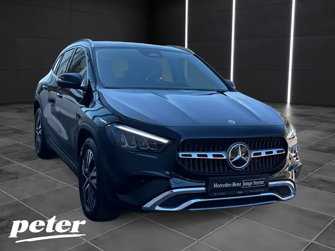 Mercedes-Benz GLA 200 Progressive - Thumbnail 3