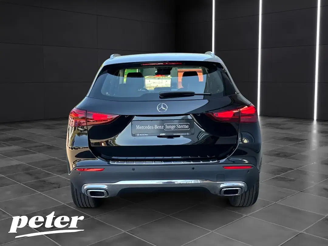 Mercedes-Benz GLA 200 Progressive - Thumbnail 4