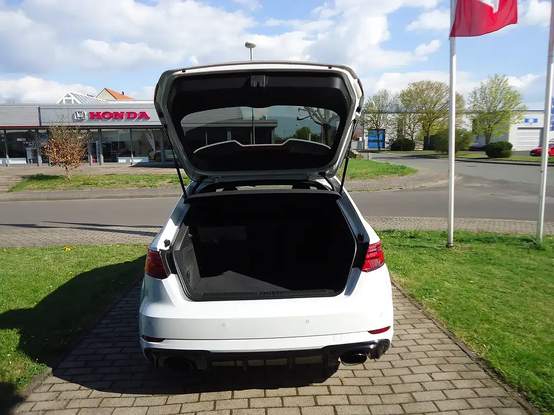 Audi RS3 2.5 TFSI quattro - Thumbnail 8