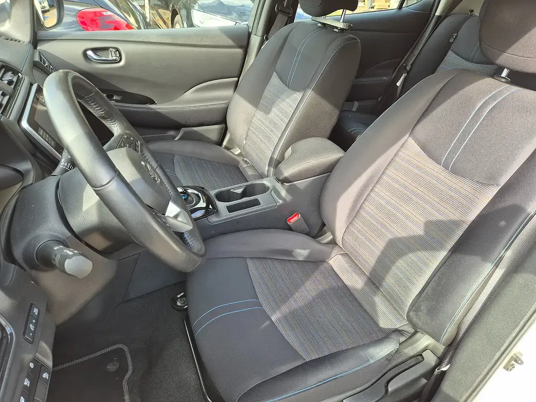 Nissan Leaf Basis Edition - Thumbnail 9