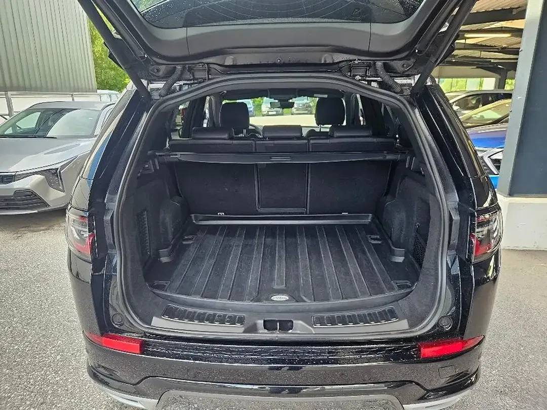 Land Rover Discovery Sport P300e AUT 4x4 PHEV R-Dynamic S - Thumbnail 8