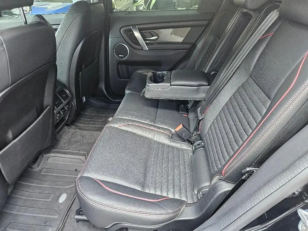 Land Rover Discovery Sport P300e AUT 4x4 PHEV R-Dynamic S - Thumbnail 9