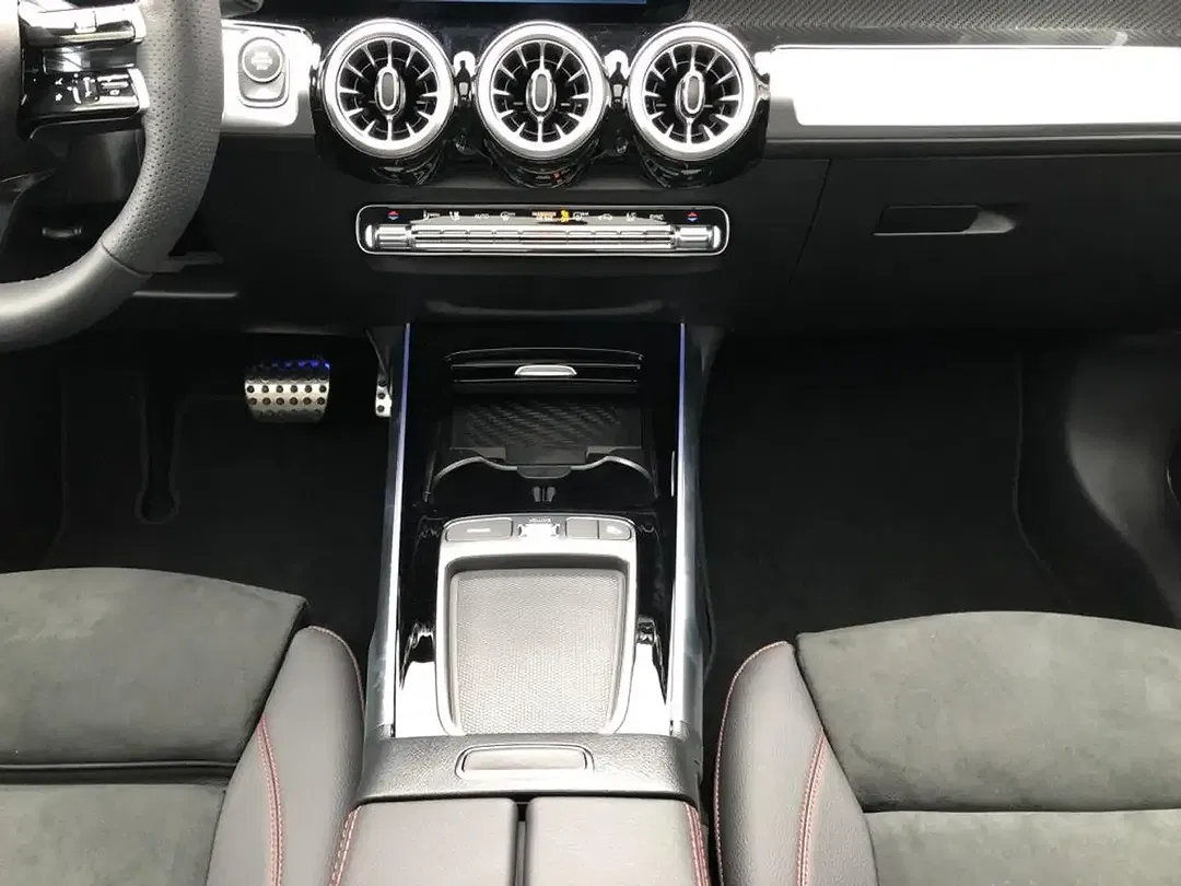 Mercedes-Benz GLB 220 4MATIC - foto 14