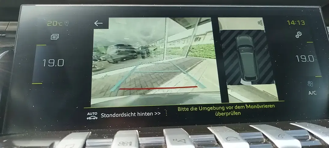 Peugeot 508 e-EAT8 PHEV Hybrid4 SW - Thumbnail 13