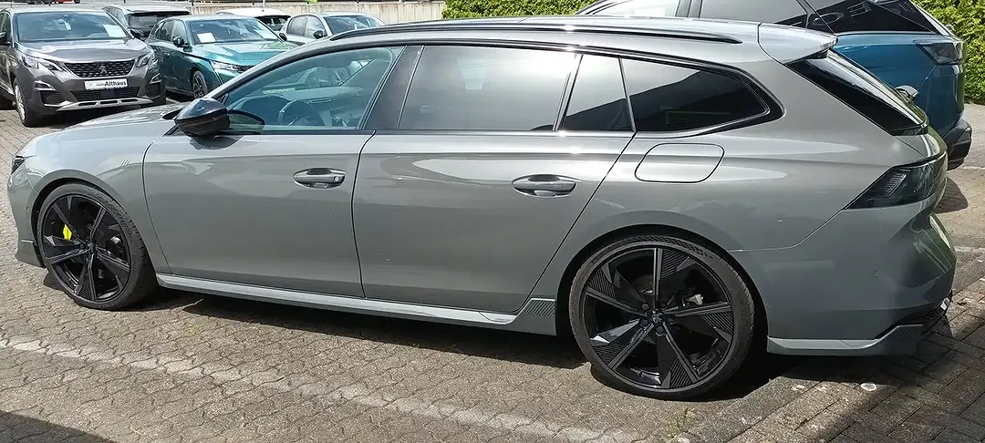 Peugeot 508 e-EAT8 PHEV Hybrid4 SW - foto 2