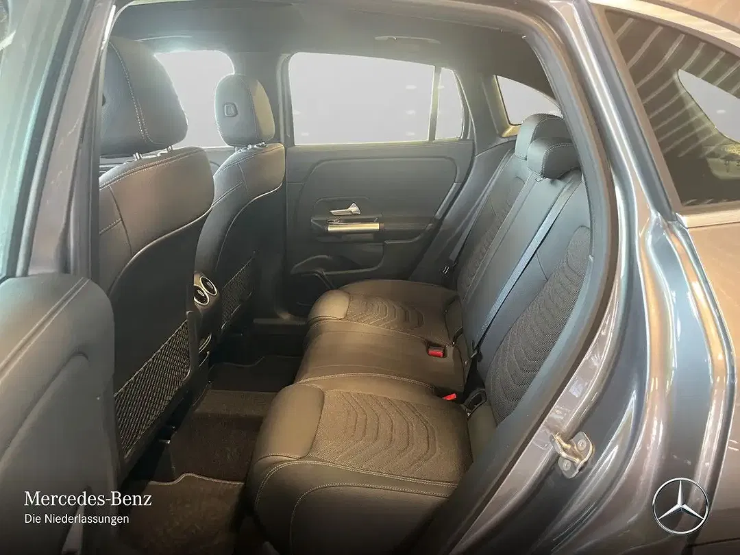 Mercedes-Benz GLA 250 4MATIC Progressive - Thumbnail 11