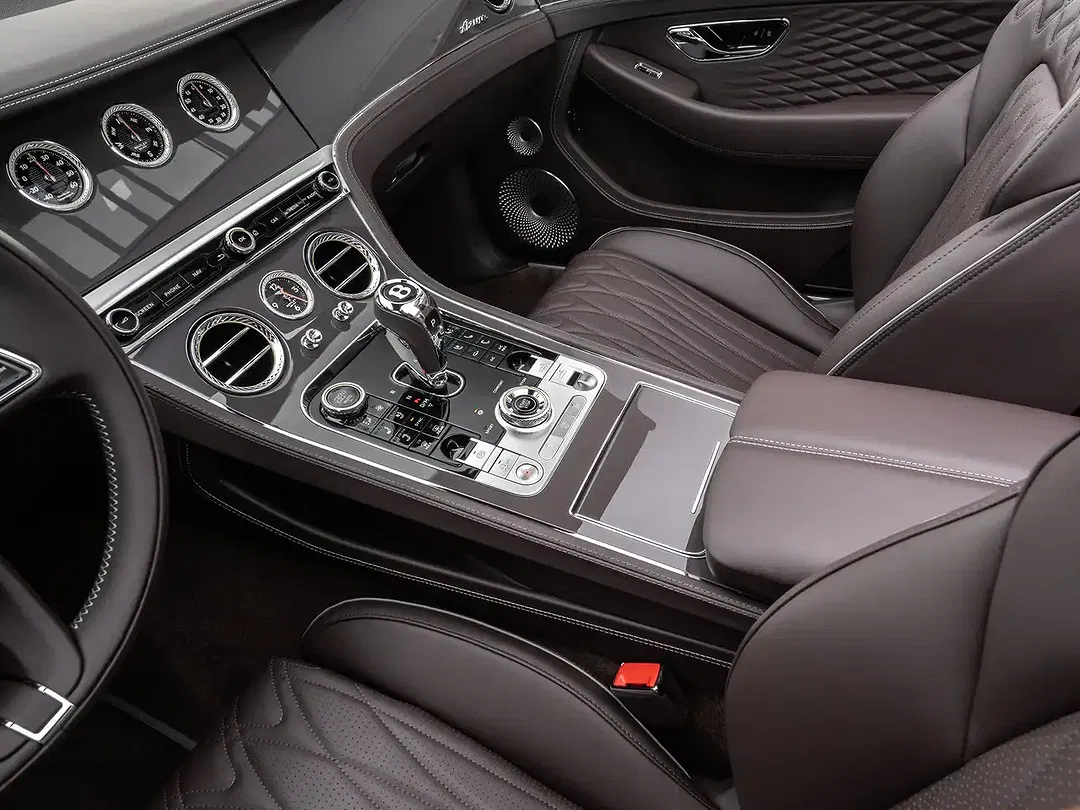 Bentley Continental GTC Azure - Thumbnail 11