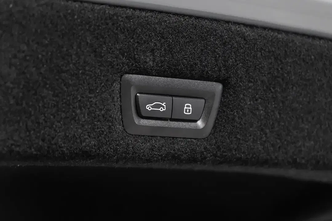 BMW i7 xDrive M Sport Pro Individual - Thumbnail 11