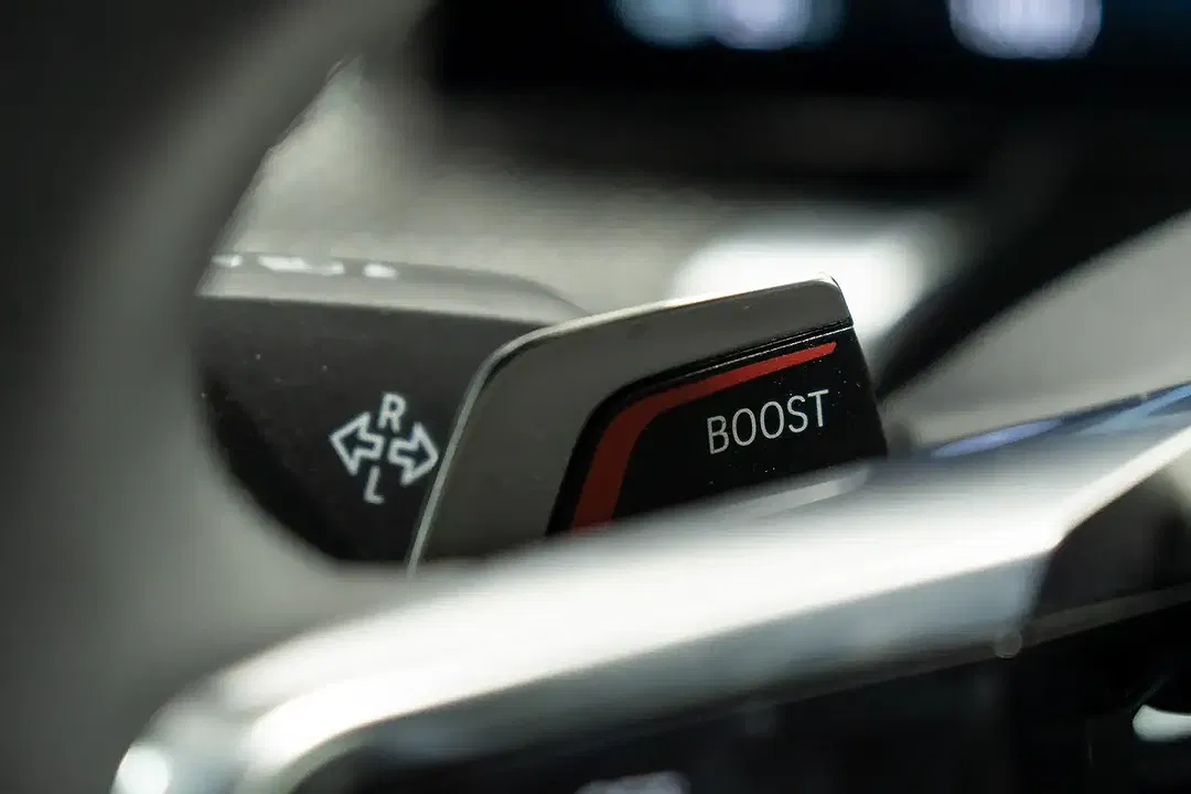 BMW i7 xDrive M Sport Pro Individual - Thumbnail 15