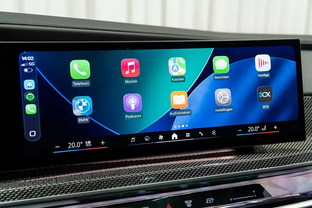 BMW i7 xDrive M Sport Pro Individual - Thumbnail 18