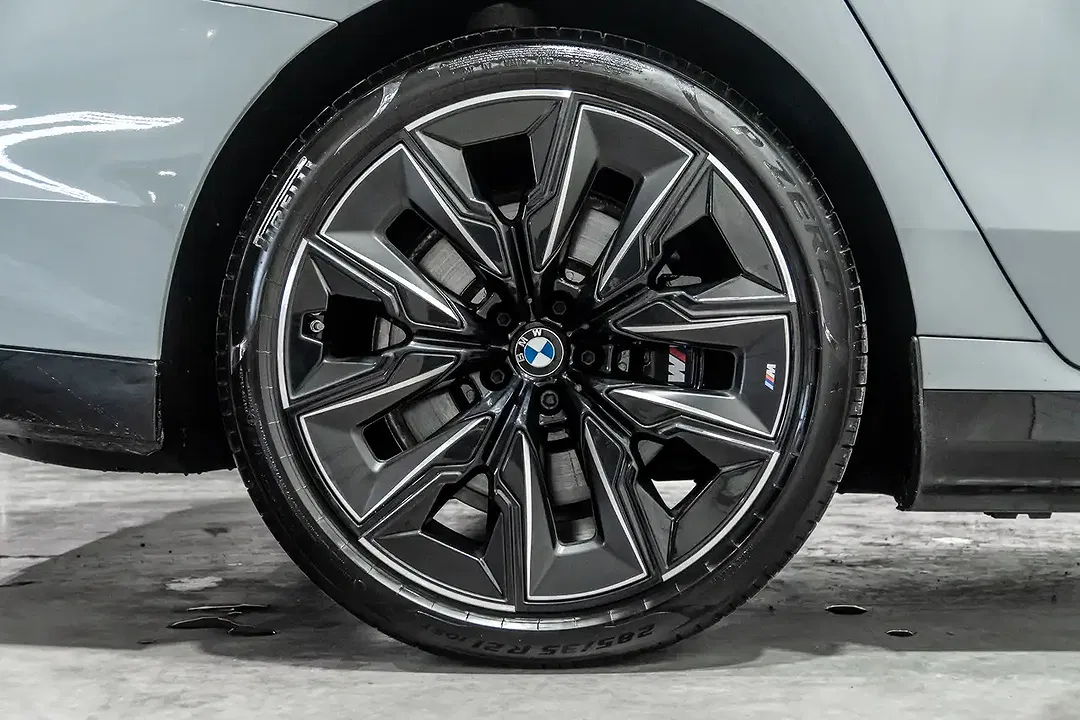 BMW i7 xDrive M Sport Pro Individual - foto 25