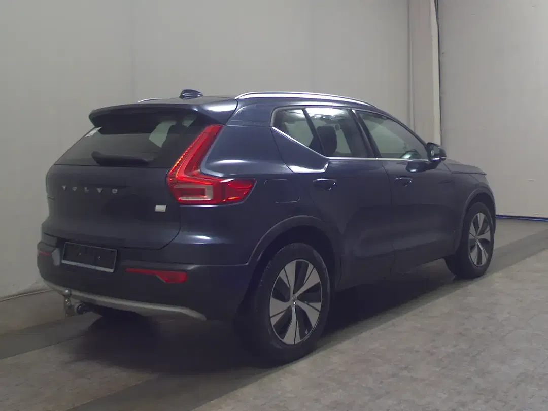 Volvo XC40 T4 Recharge Momentum - Thumbnail 5