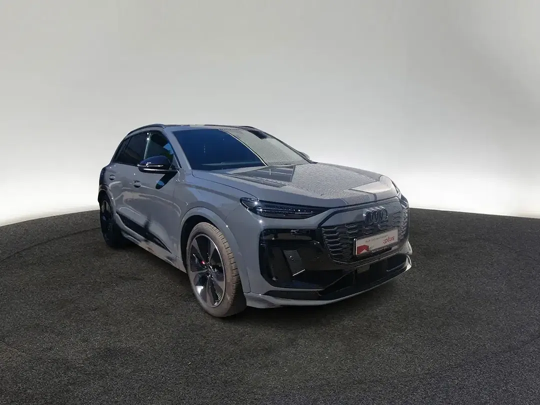 Audi SQ6 e-tron Edition One - Thumbnail 4