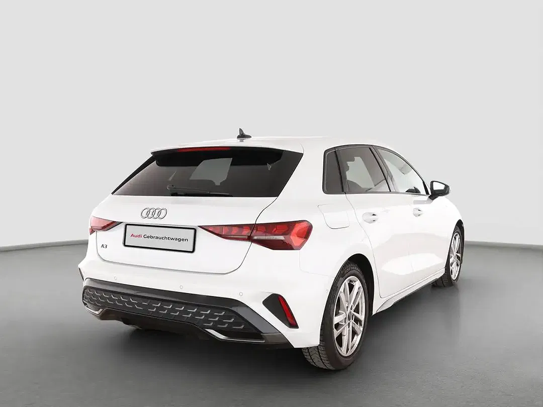 Audi A3 35 TFSI S tronic Sportback S line - Thumbnail 2