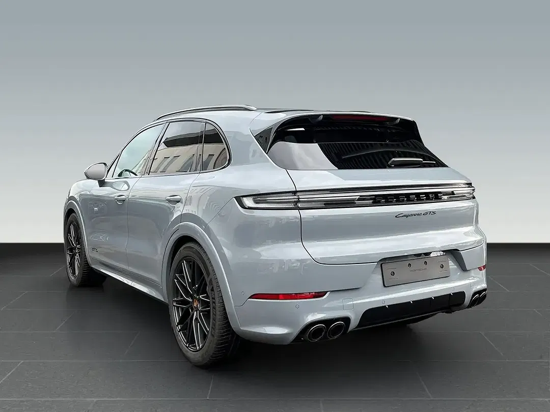 Porsche Cayenne Sport Chrono GTS - Thumbnail 3