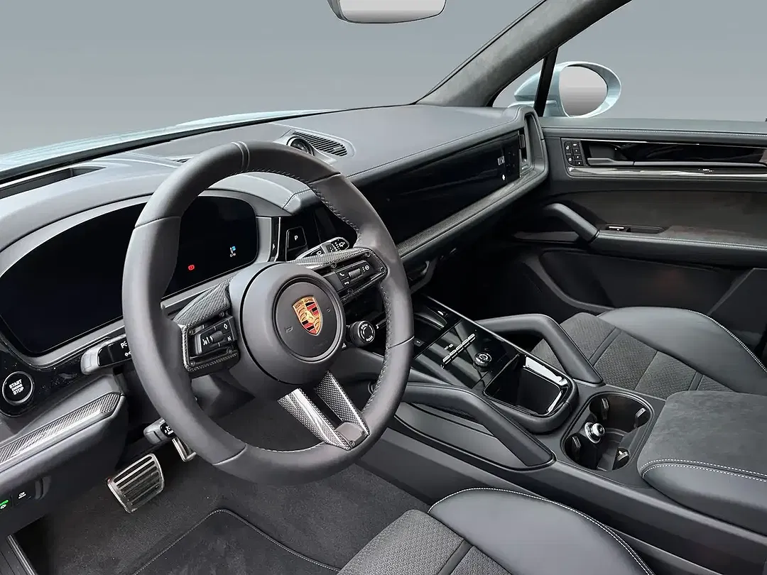 Porsche Cayenne Sport Chrono GTS - Thumbnail 4