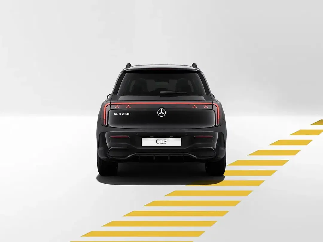 Mercedes-Benz GLB 250 EQ AMG Night - Thumbnail 5