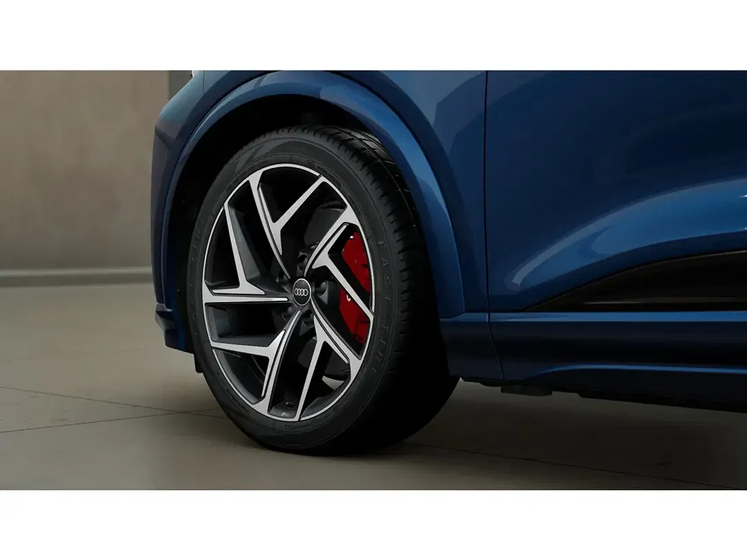 Audi SQ6 e-tron Matrix LED - Thumbnail 5