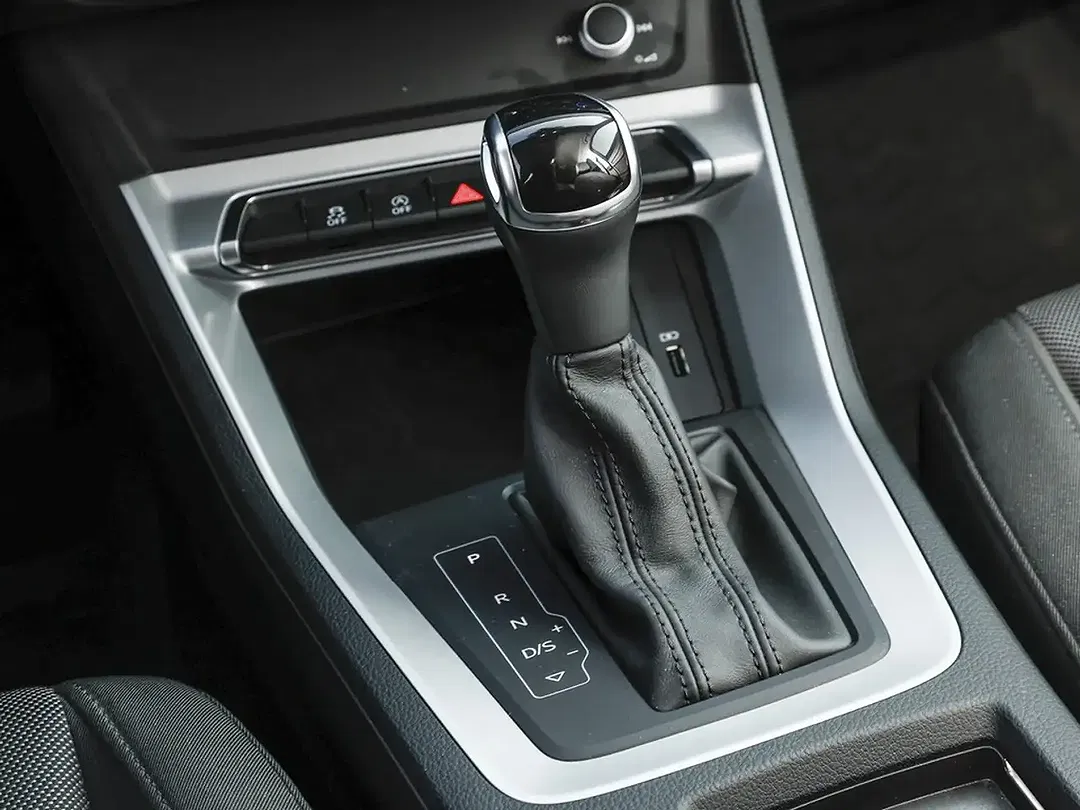 Audi Q3 35 TFSI S tronic S line - Thumbnail 11