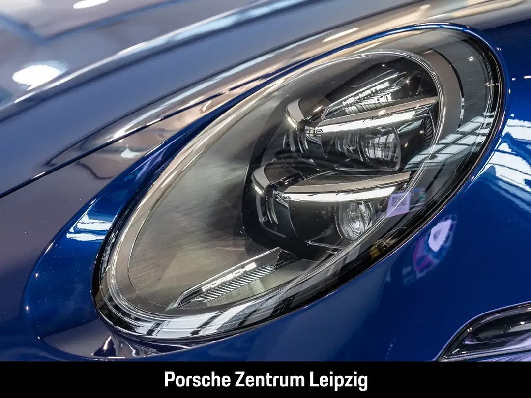 Porsche 992 Sport Design Targa 4S - Thumbnail 13