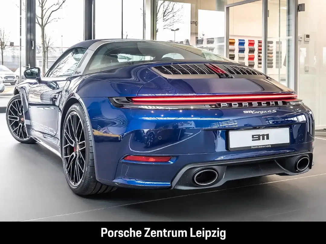 Porsche 992 Sport Design Targa 4S - Thumbnail 3