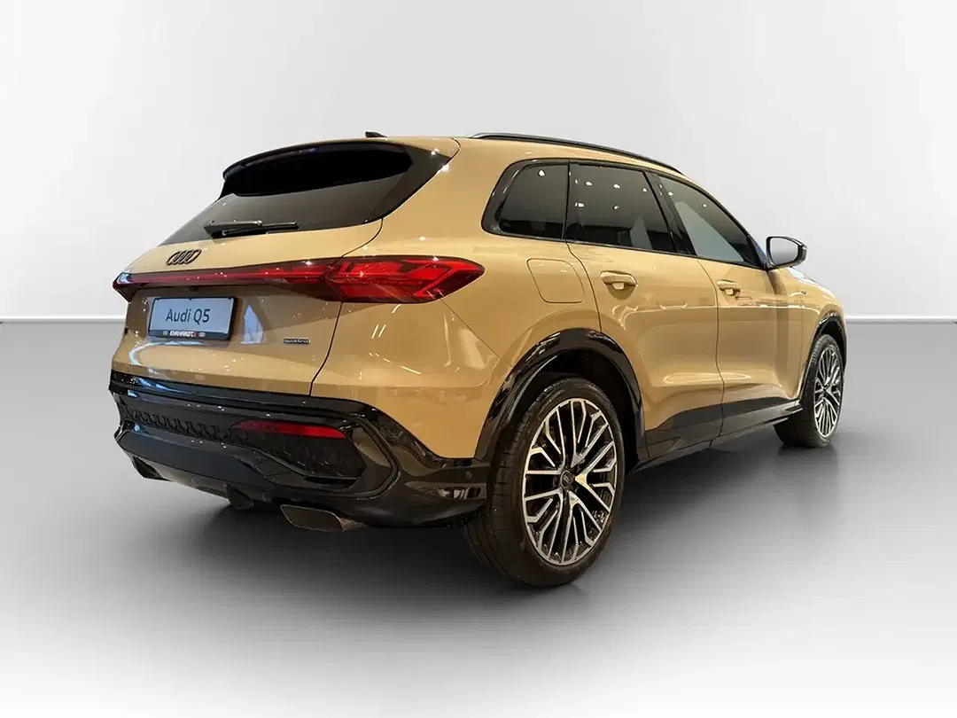 Audi Q5 S tronic quattro S line - Thumbnail 4
