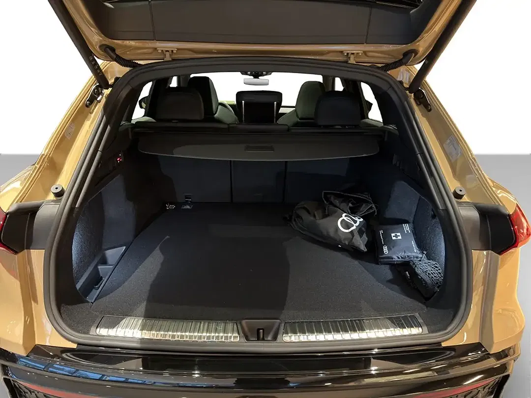 Audi Q5 S tronic quattro S line - Thumbnail 8