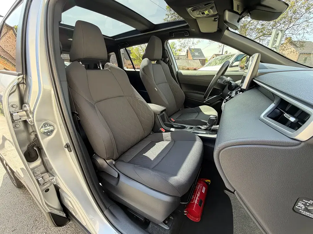 Toyota Corolla Cross - Thumbnail 12