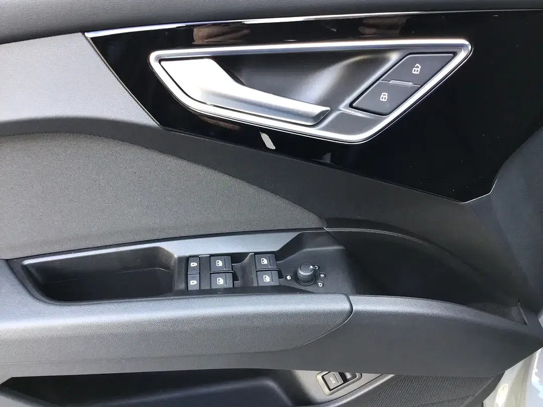 Audi Q4 e-tron 35 55 - Thumbnail 6