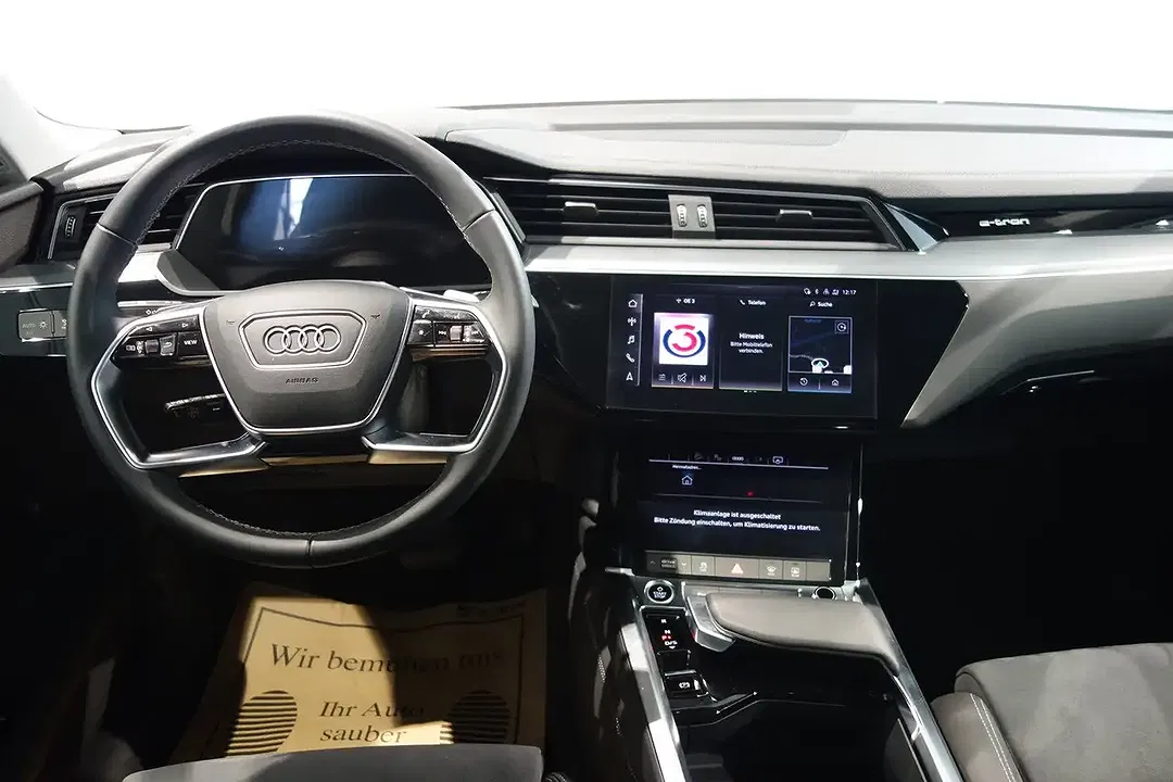 Audi Q8 55 e-tron quattro - Thumbnail 7