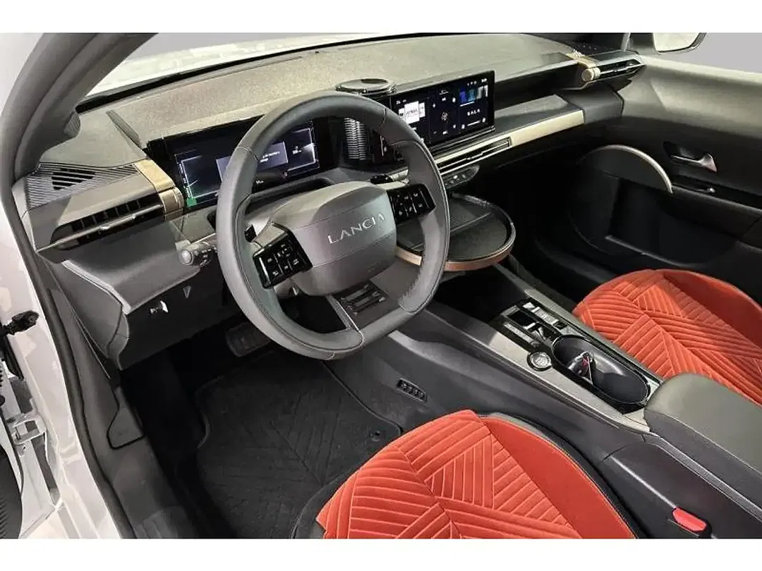 Lancia Ypsilon Hybrid LX - Thumbnail 12