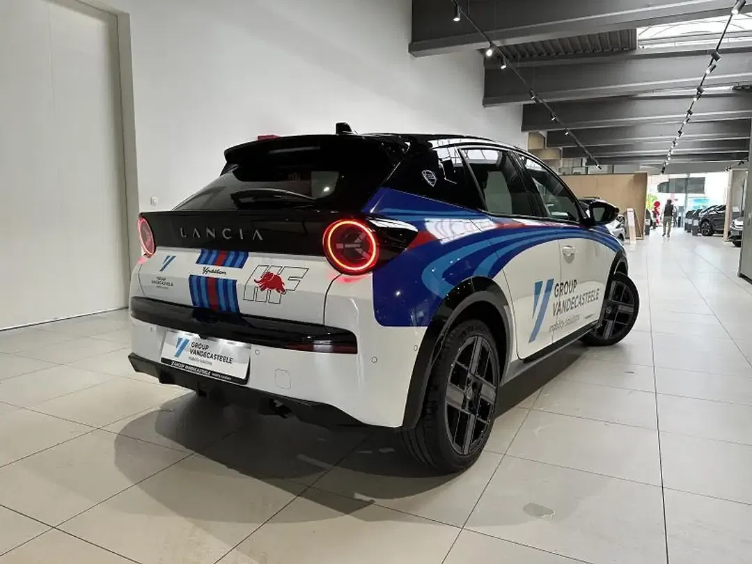 Lancia Ypsilon Hybrid LX - Thumbnail 3